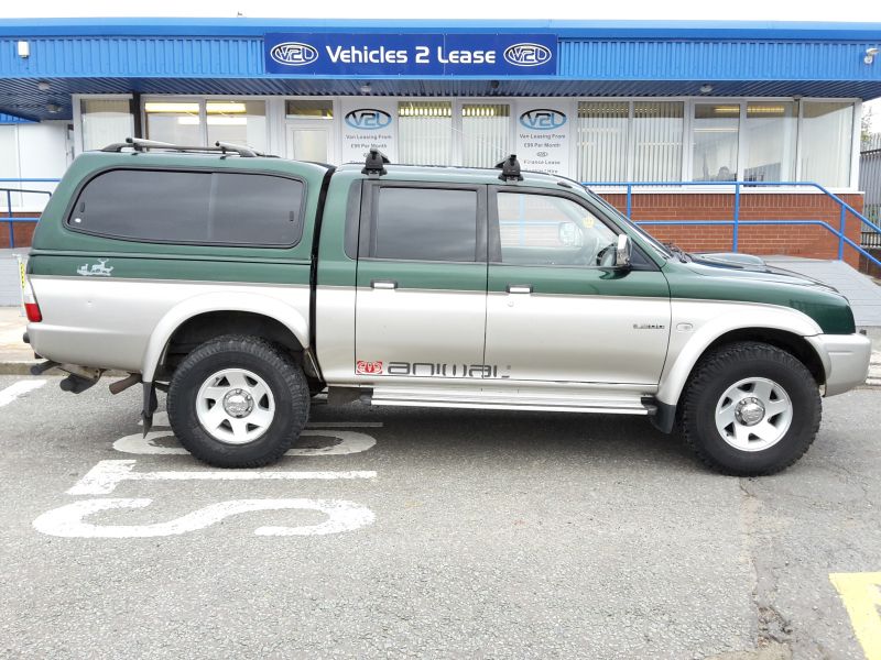 2004 Mitsubishi L200 image 2