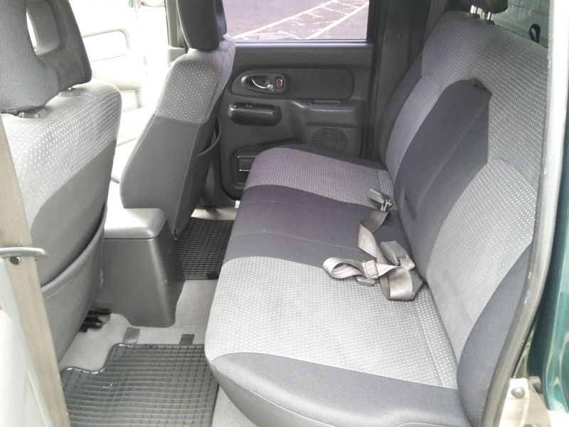 2004 Mitsubishi L200 image 5