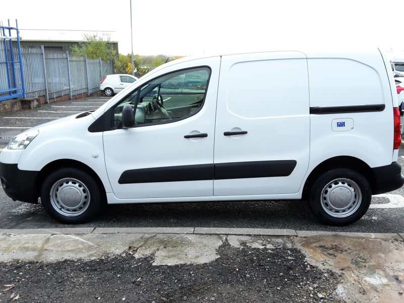 2012 Peugeot Partner 1.6 eHDi image 1