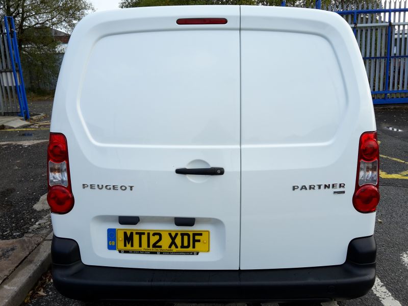 2012 Peugeot Partner 1.6 eHDi image 3
