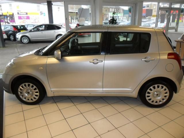 2007 SUZUKI SWIFT 1.3 GL 5d image 2