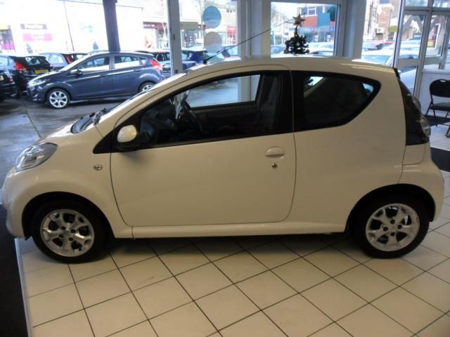 2010 CITROEN C1 1.0 VTR PLUS 3d image 2