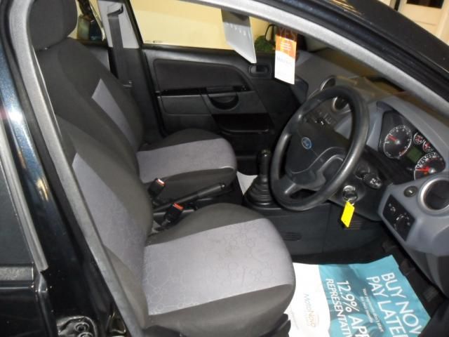 2007 FORD FIESTA 1.2 STYLE CLIMATE 16V 5d image 4