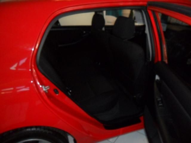 2005 TOYOTA COROLLA 1.6 T2 VVT-I 5d image 5