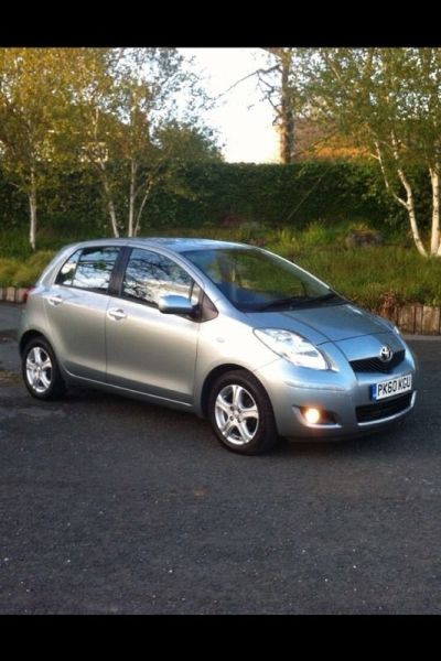 2010 Toyota Yaris vvti image 1