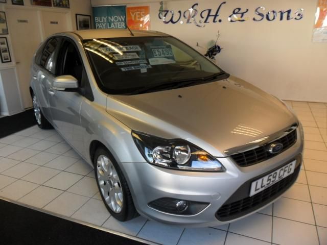 2009 FORD FOCUS 1.8 ZETEC 5d image 1