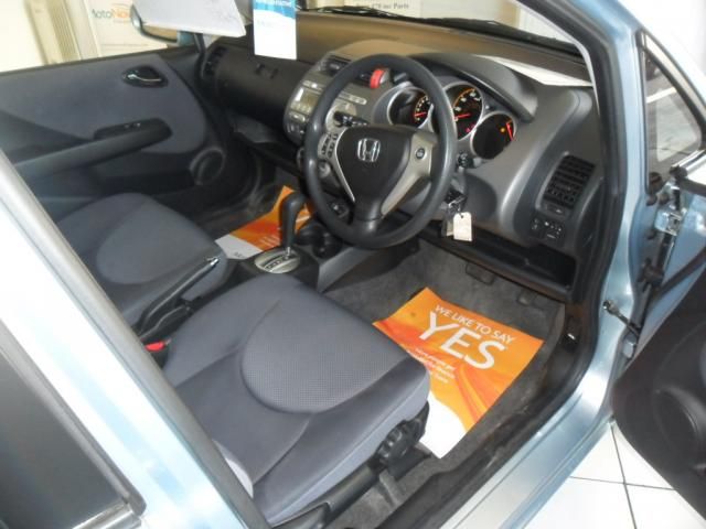 2009 HONDA JAZZ 1.3 DSI SE 5d image 4