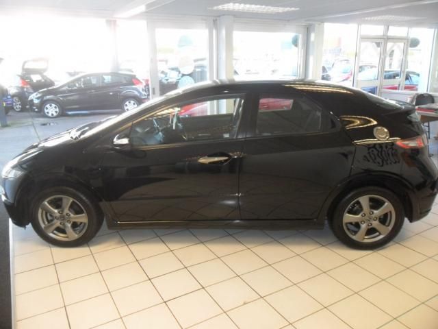 2010 HONDA CIVIC 1.3 I-VTEC SI 5d image 2