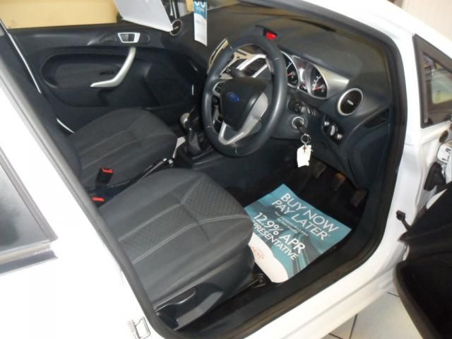 2012 FORD FIESTA 1.2 ZETEC 5d image 4
