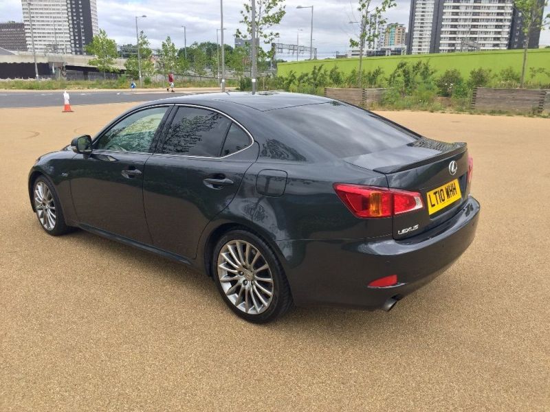 2010 Lexus IS 250 F-Sport image 2