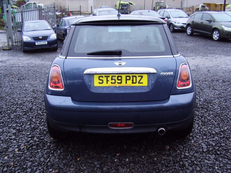2010 MINI HATCH COOPER image 3