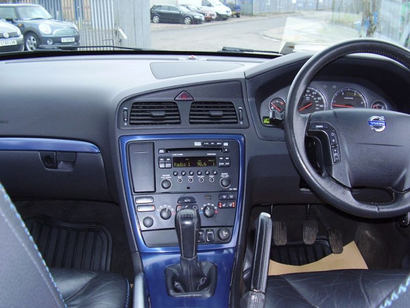 2005 VOLVO XC70 D5 OCEAN RACE image 4