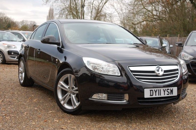2011 Vauxhall Insignia 1.8 SRI image 1