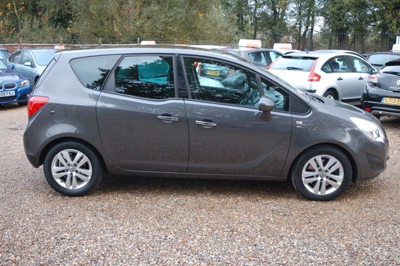 2011 Vauxhall Meriva 1.7 SE CDTI image 2