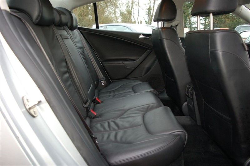 2009 VW Passat HIGHLINE TDI image 5