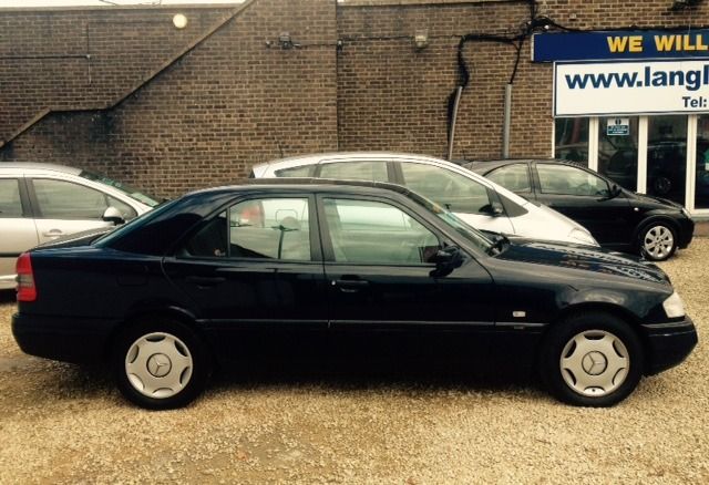 1996 Mercedes Benz C230 Classic 2.3 image 2