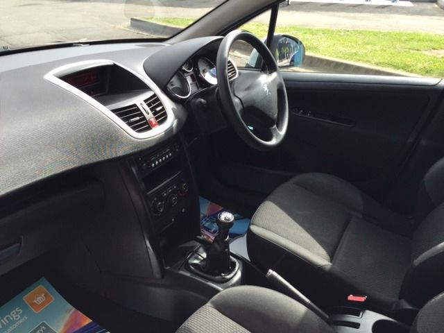 2010 Peugeot 207 SW 1.6 HDi S image 5