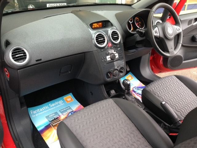 2012 Vauxhall Corsa 1.4 SE Automatic 3dr image 5