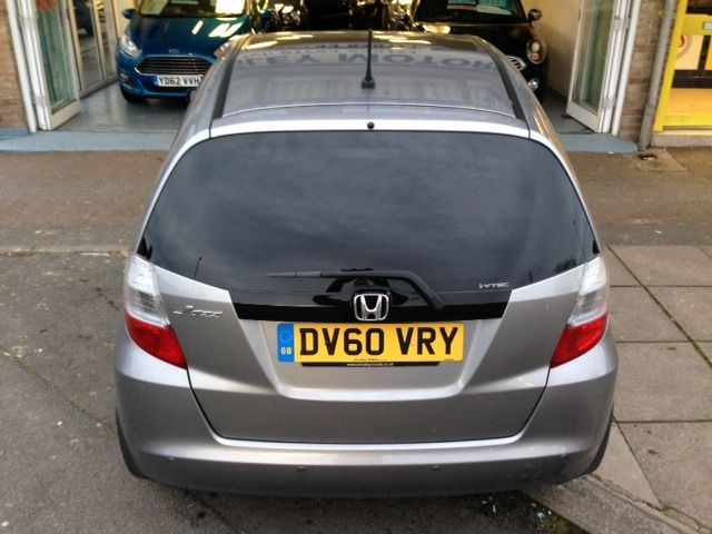 2010 Honda Jazz 1.4 i-VTEC EX Auto 5dr image 3