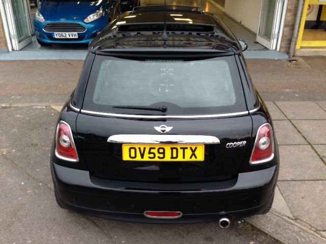2009 Mini Cooper 1.6 'Camden' Automatic 3dr image 3