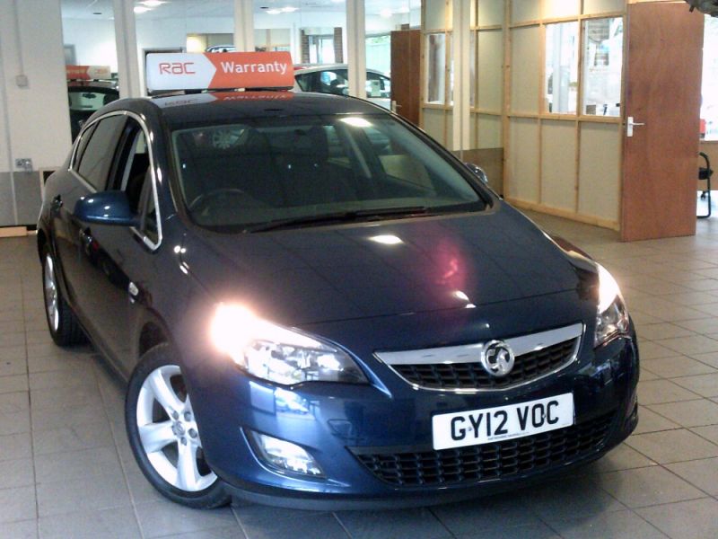 2012 VAUXHALL ASTRA SRI image 1