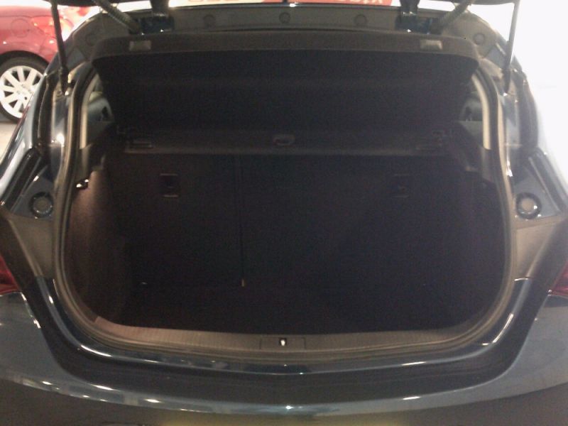 2012 VAUXHALL ASTRA SRI image 3