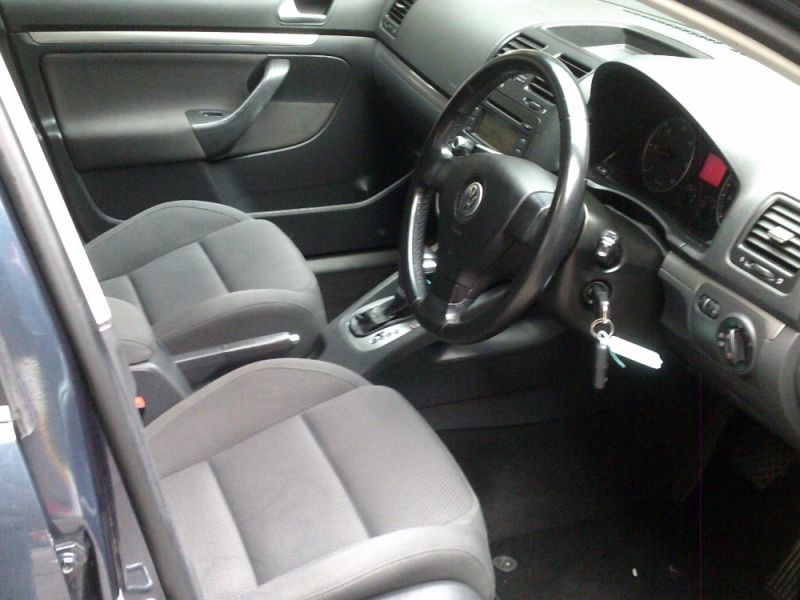 2005 VOLKSWAGEN GOLF GT TDI DSG image 5