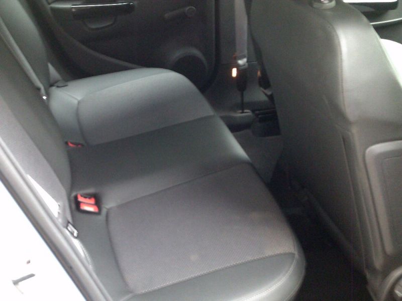 2007 VAUXHALL CORSA DESIGN CDTI image 5