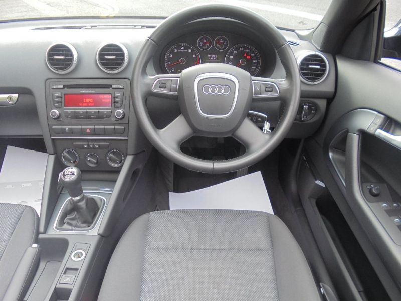 2010 Audi A3 CABRIOLET 1.6 Technik 2dr image 4