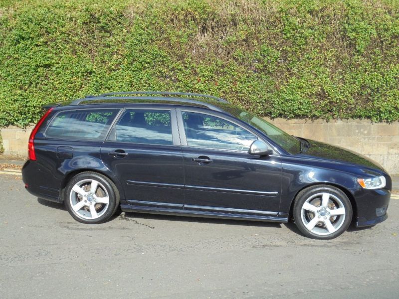 2011 Volvo V50 D2 [115] R DESIGN 5dr image 2