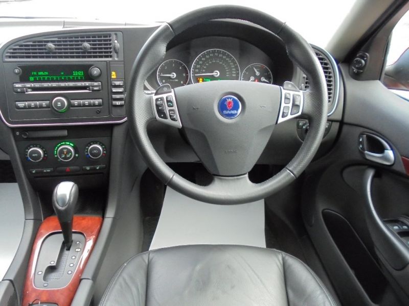 2010 Saab 9-3 1.9 TTiD X SportWagon 5dr image 4