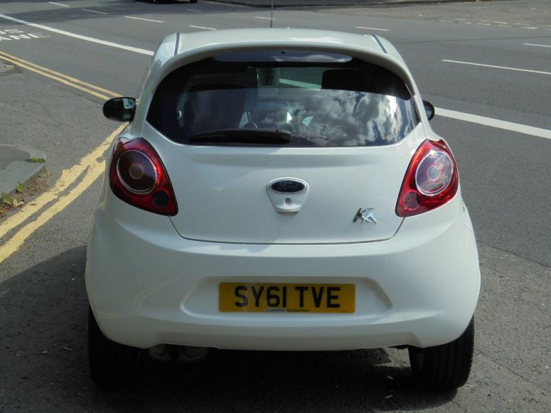 2012 Ford KA 1.2 Zetec 3dr image 3