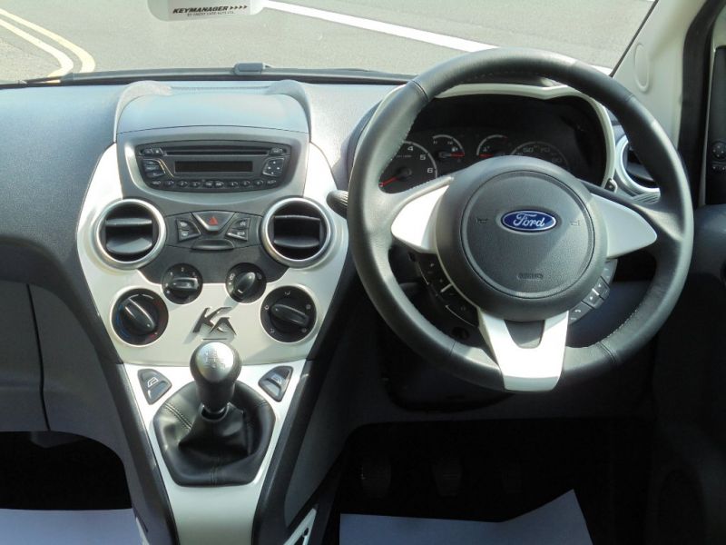2012 Ford KA 1.2 Zetec 3dr image 4