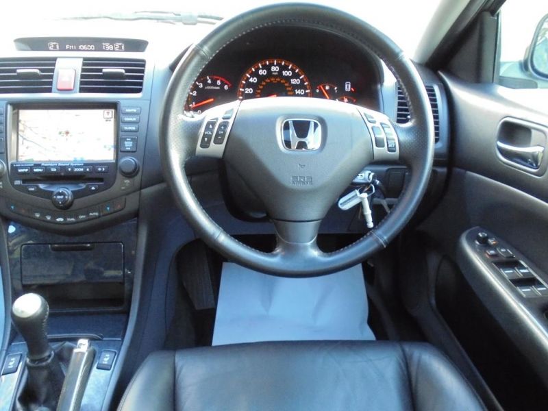 2004 Honda Accord 2.2 i CTDi Executive 4dr image 4