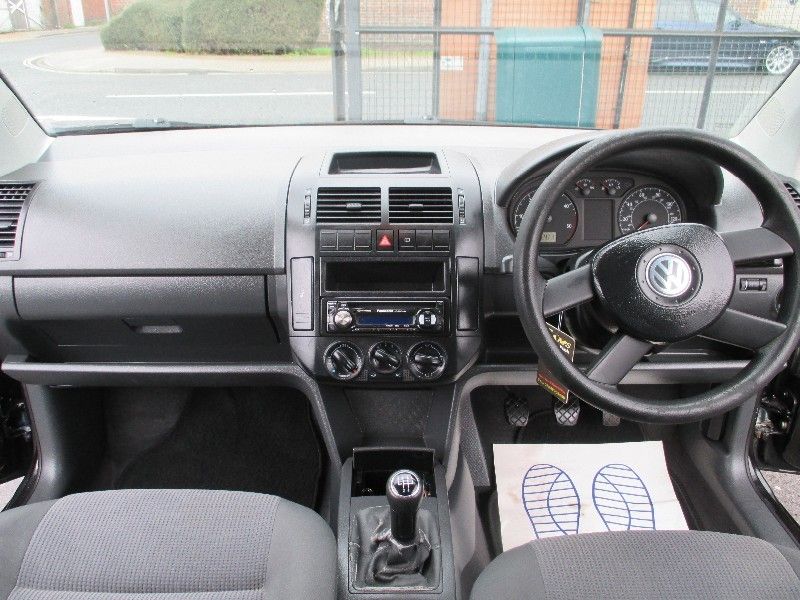 2003 Volkswagen Polo 1.4TDI SE 3d image 4