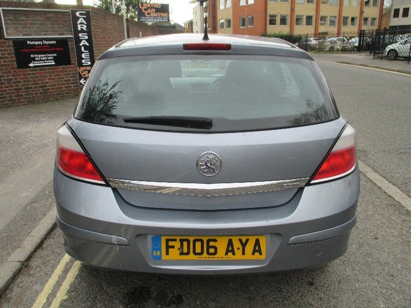 2006 Vauxhall Astra 1.3CDTi 16v Club 5d image 3