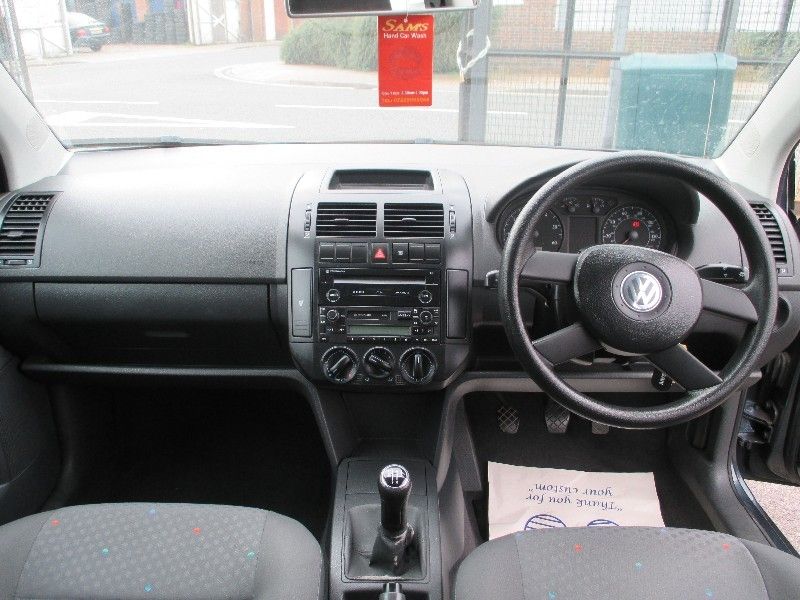 2003 Volkswagen Polo 1.2 S 5d image 4