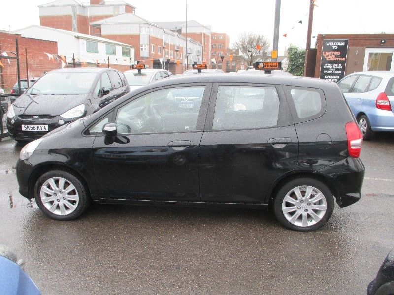 2005 Honda Jazz 1.4i-DSI SE 5d image 2