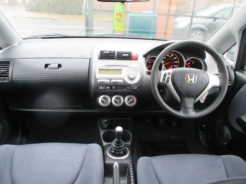 2005 Honda Jazz 1.4i-DSI SE 5d image 4