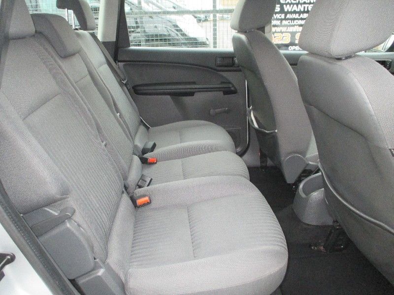 2004 Ford Focus C-MAX 1.6TDCi 5d image 5