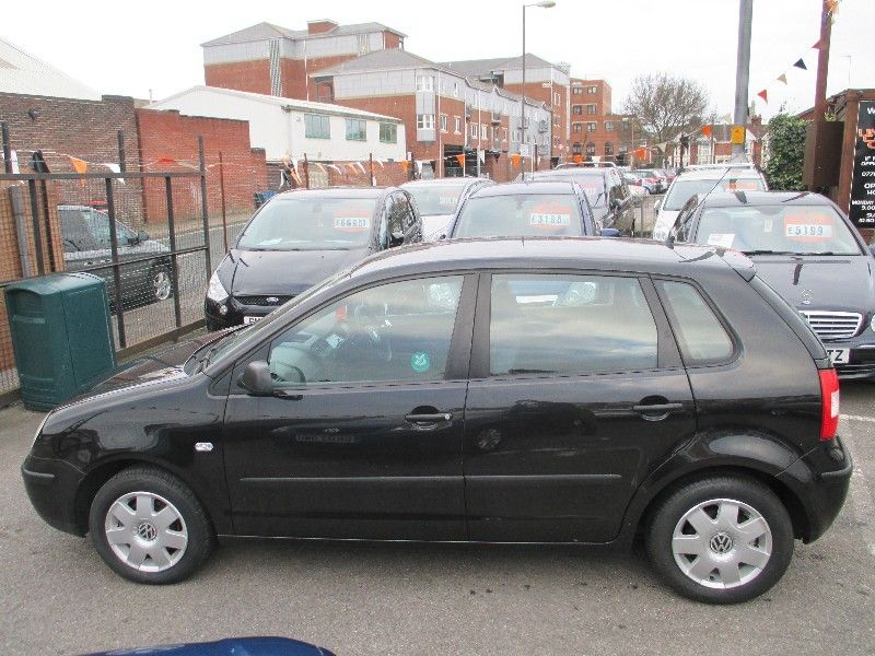 2004 Volkswagen Polo 1.4 5d image 2