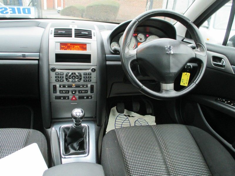 2006 Peugeot 407 2.0HDi 136 SE 5d image 4