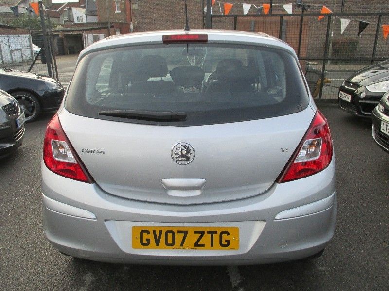 2007 Vauxhall Corsa 1.4i 16v Club 5d image 3
