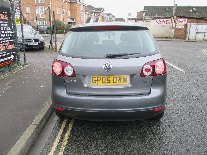 2005 Volkswagen Golf Plus 1.9TDI 5d image 3