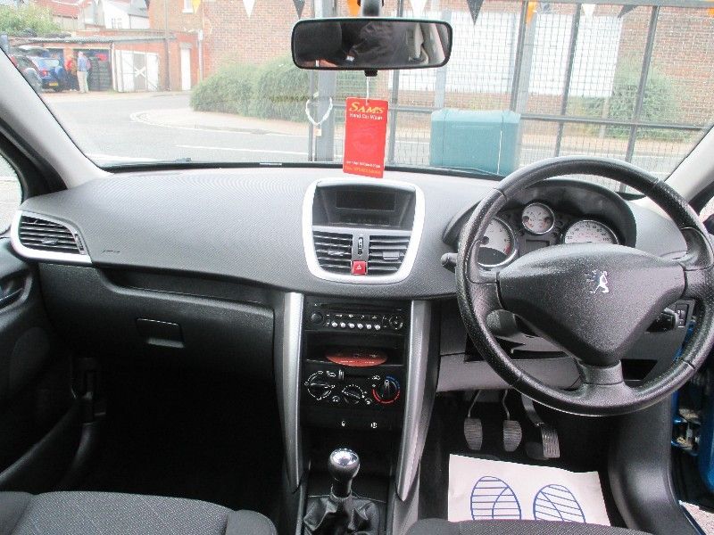 2008 Peugeot 207 1.4 Sport 5d image 4