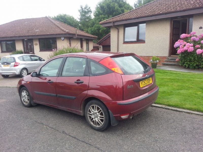 2002 Ford Focus Zetec 1.6 image 1