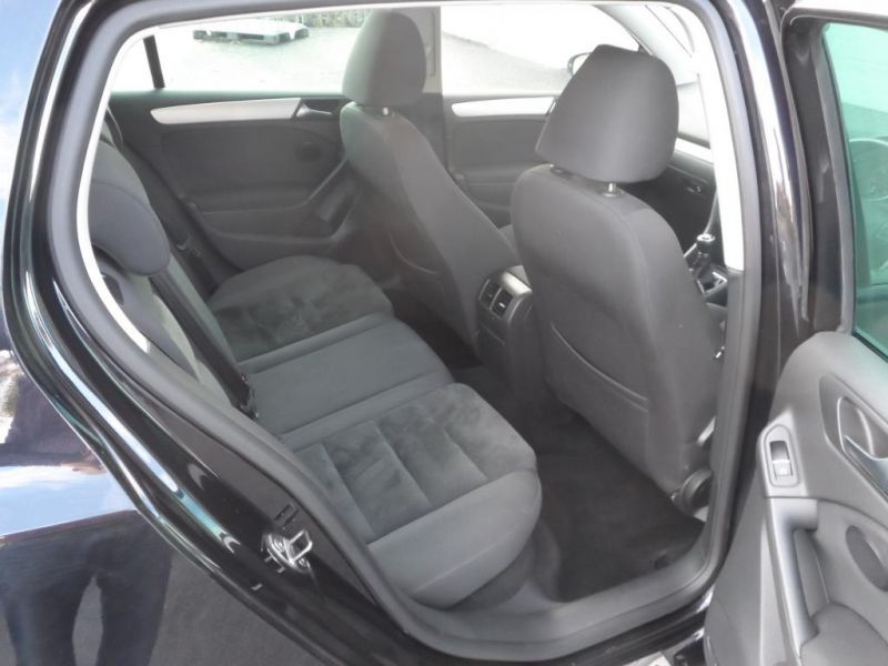 2010 Volkswagen Golf GT TDi image 5