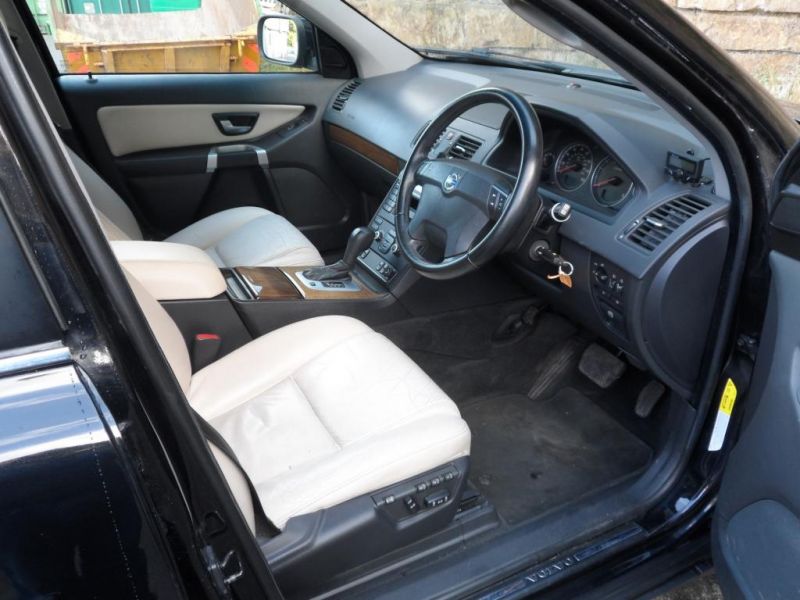 2008 Volvo XC90 image 4