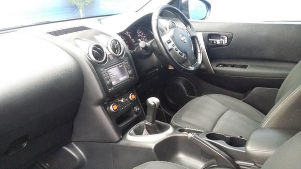 2011 Nissan Qashqai 1.6 N-TEC 5dr image 4