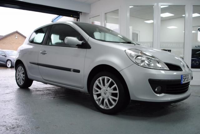 2008 RENAULT CLIO 1.1 DYNAMIQUE 16V TURBO 3d image 2
